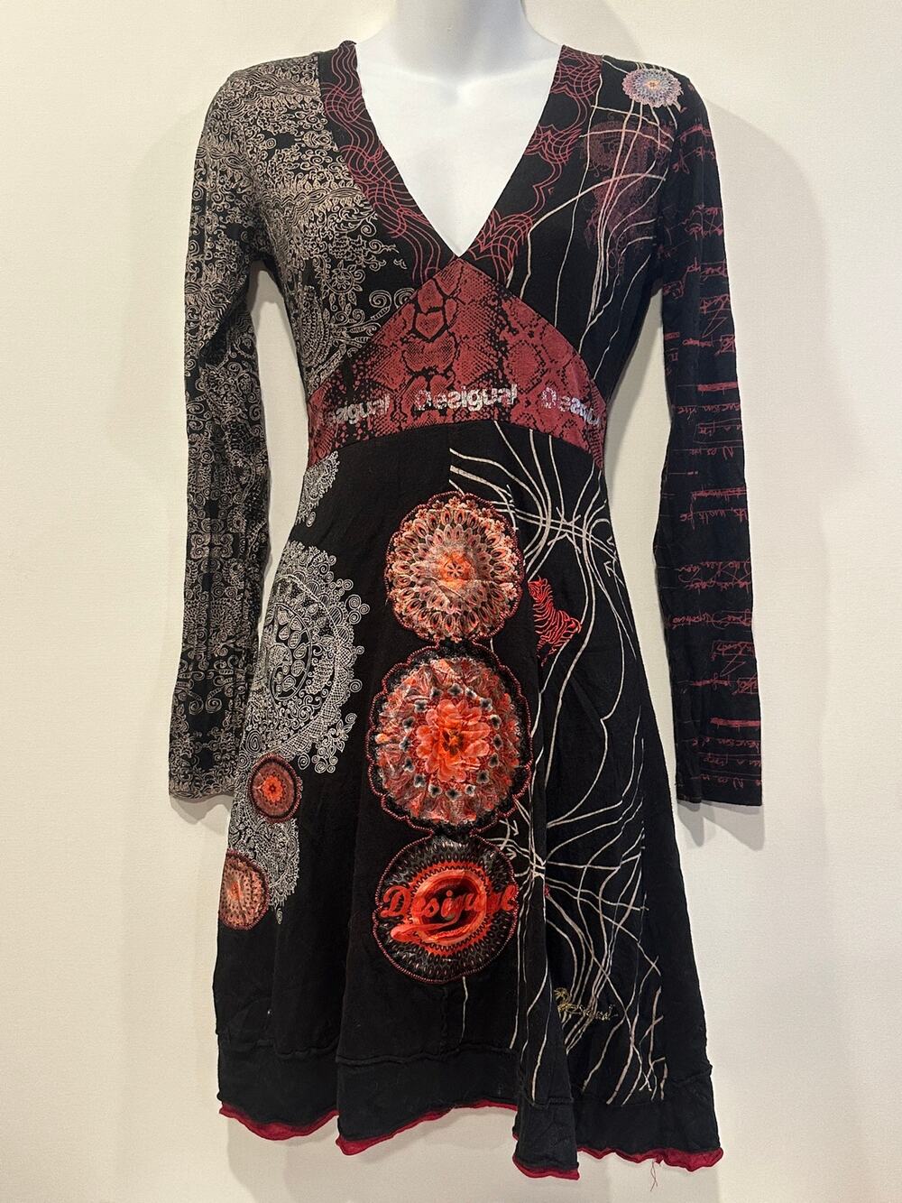 Desigual Vintage Y2K Mandala Graphic Snakeskin V-Neck Long Sleeve Dress Small